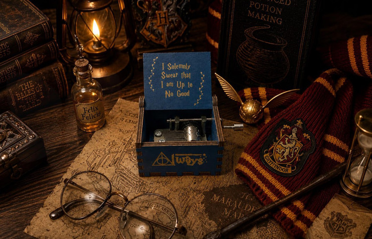 ست 3 عددی موزیک باکس چوبی هری پاتر Harry Potter | جعبه موزیکال هندلی طرح Hogwarts و Hedwig's Theme کلکسیونی